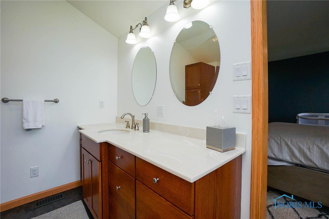 806 Edgehill Road Findlay, OH 45840 - Photo 21 of 45 Gallery Image 21