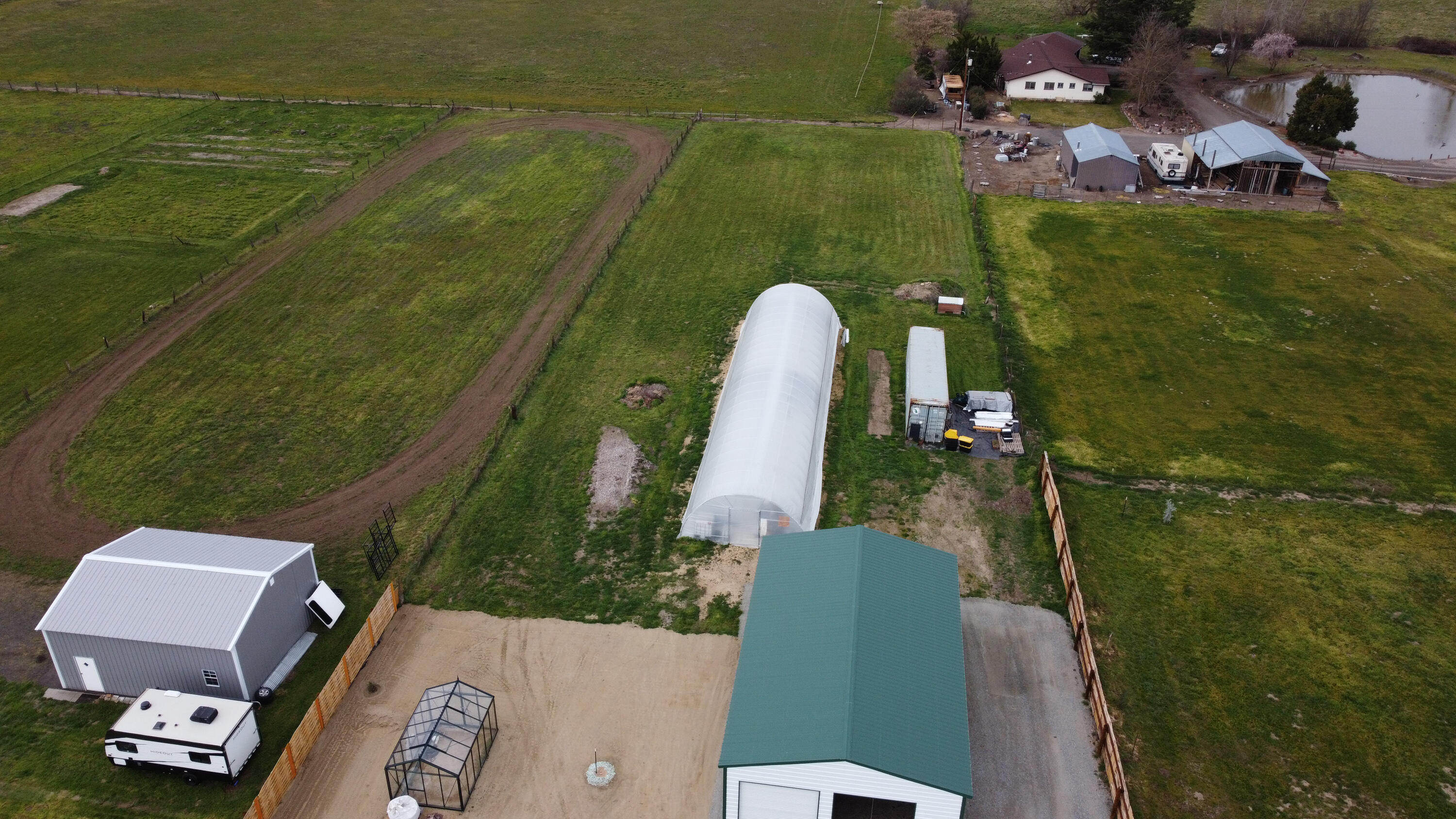 5243 Gebhard Road Central Point, OR 97502 - Photo 13 of 50 gr(16)