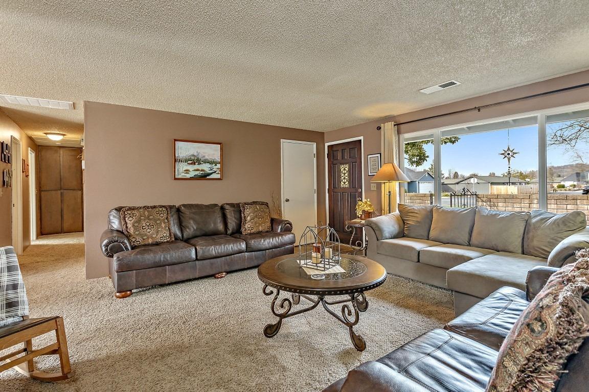 2912 Delta Waters Road Medford, OR 97504 - Photo 17 of 27 Additional Photo