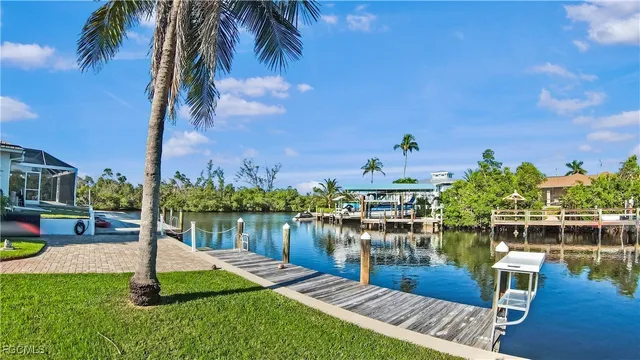 a view of a lake with houses