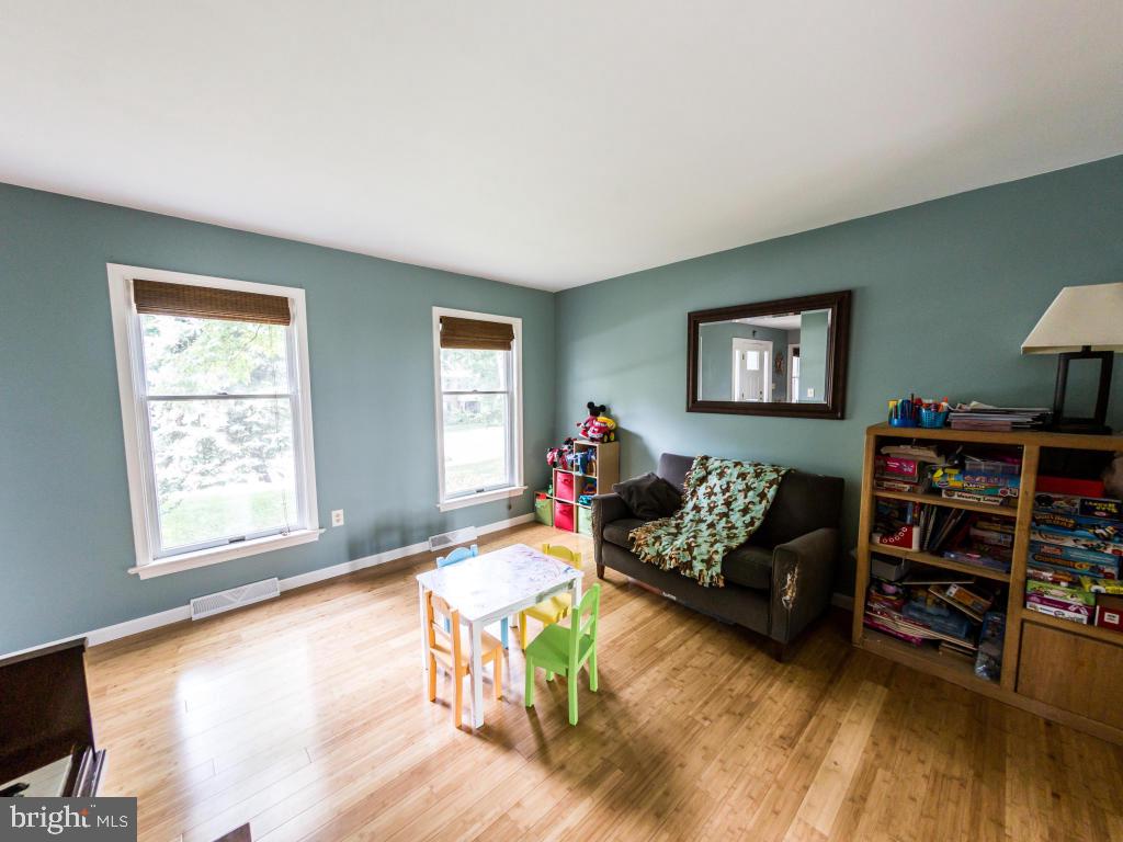 153 Ridings Way Lancaster, PA 17601 - Photo 8 of 33 Gallery Image 8