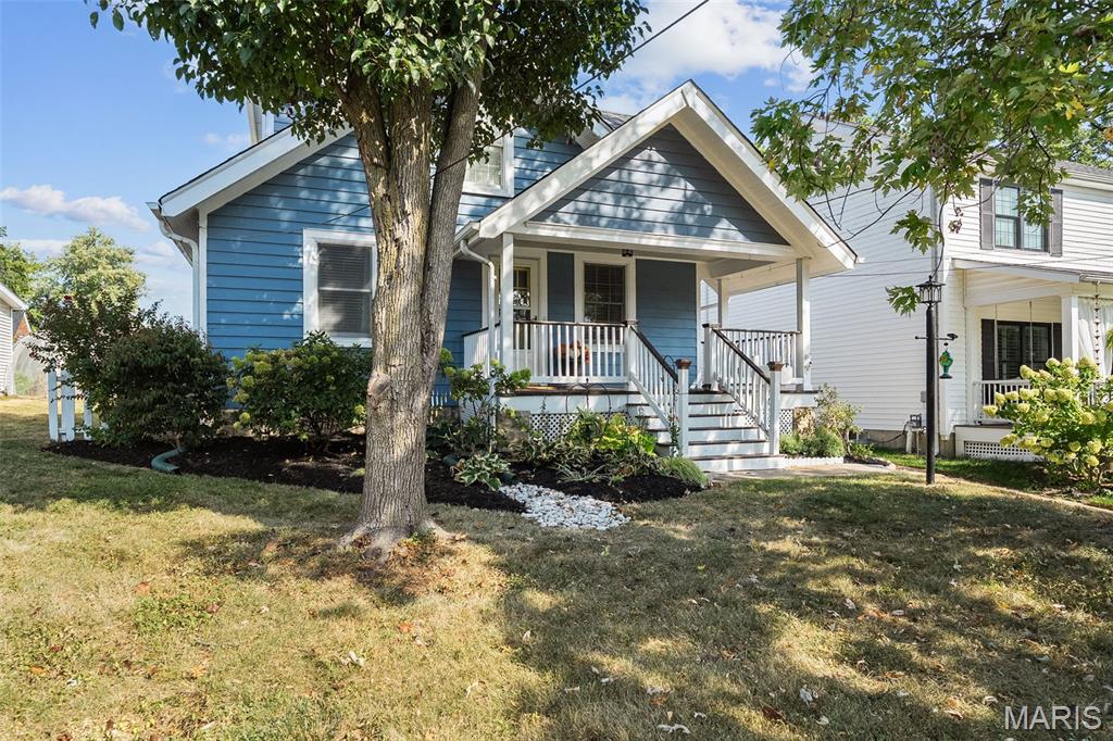 706 North Geyer Road Kirkwood, MO 63122 - Photo 1 of 35 Gallery Image 1