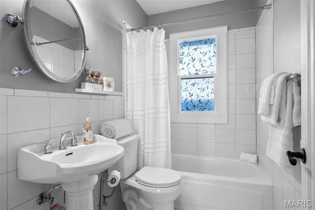706 North Geyer Road Kirkwood, MO 63122 - Photo 16 of 35 Gallery Image 16