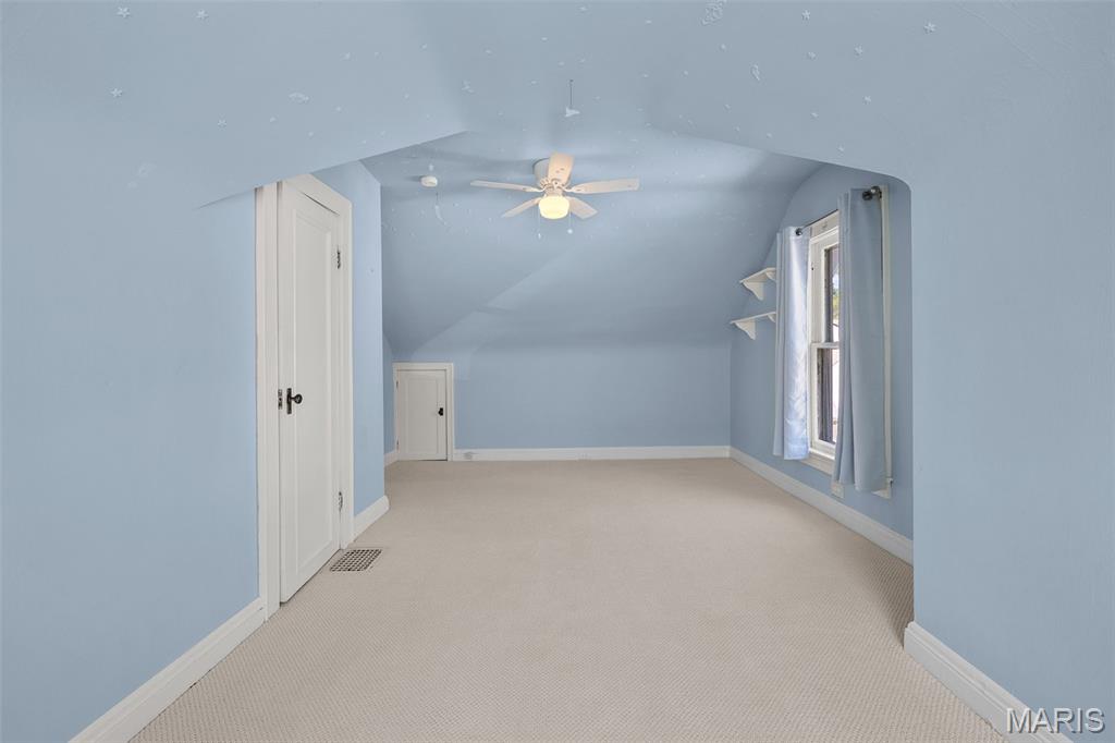 706 North Geyer Road Kirkwood, MO 63122 - Photo 21 of 35 Gallery Image 21