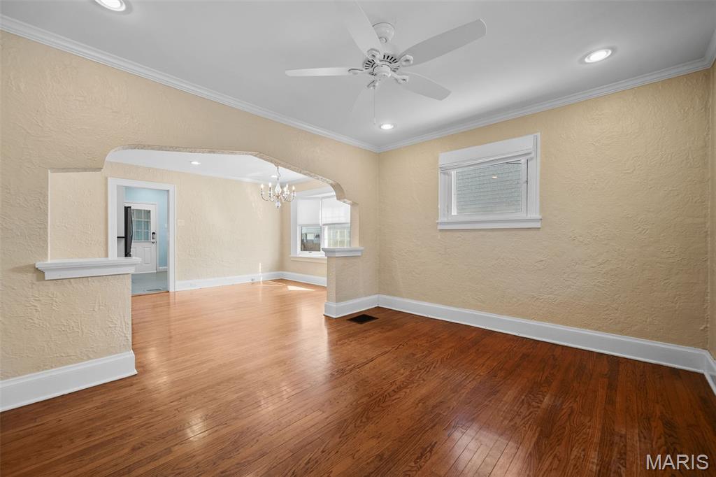 706 North Geyer Road Kirkwood, MO 63122 - Photo 6 of 35 Gallery Image 6