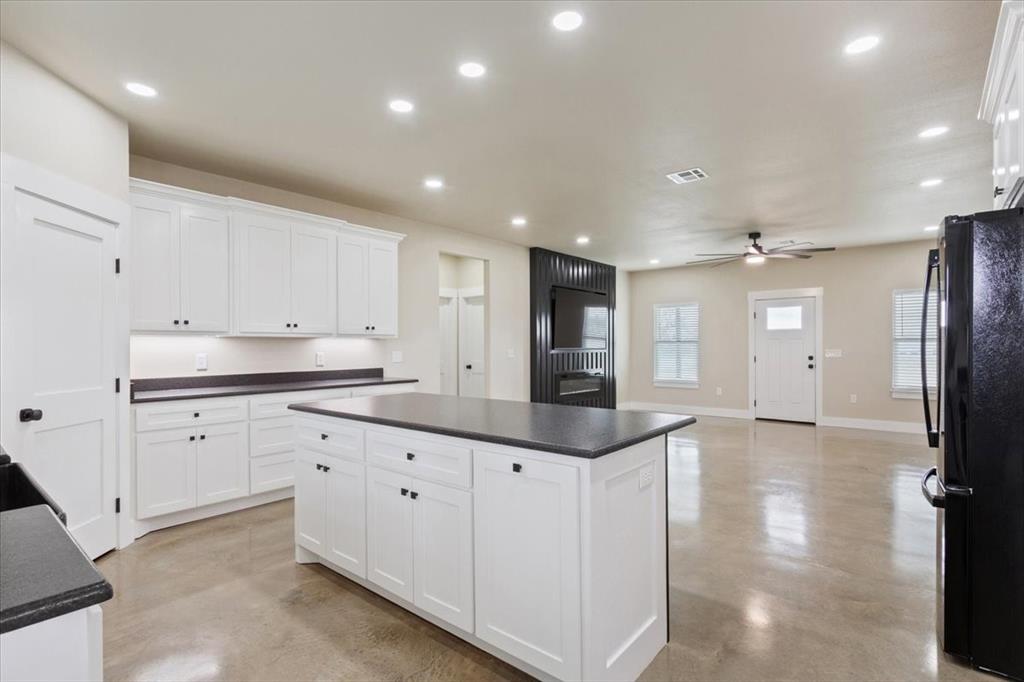 213 Kasberg Road Leroy, TX 76691 - Photo 11 of 33