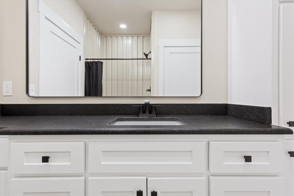 213 Kasberg Road Leroy, TX 76691 - Photo 15 of 33