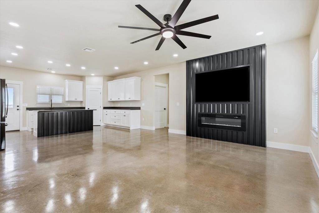 213 Kasberg Road Leroy, TX 76691 - Photo 5 of 33