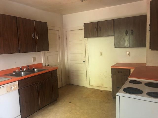 110 Maple Street Rutland, VT 05701 - Photo 6 of 11