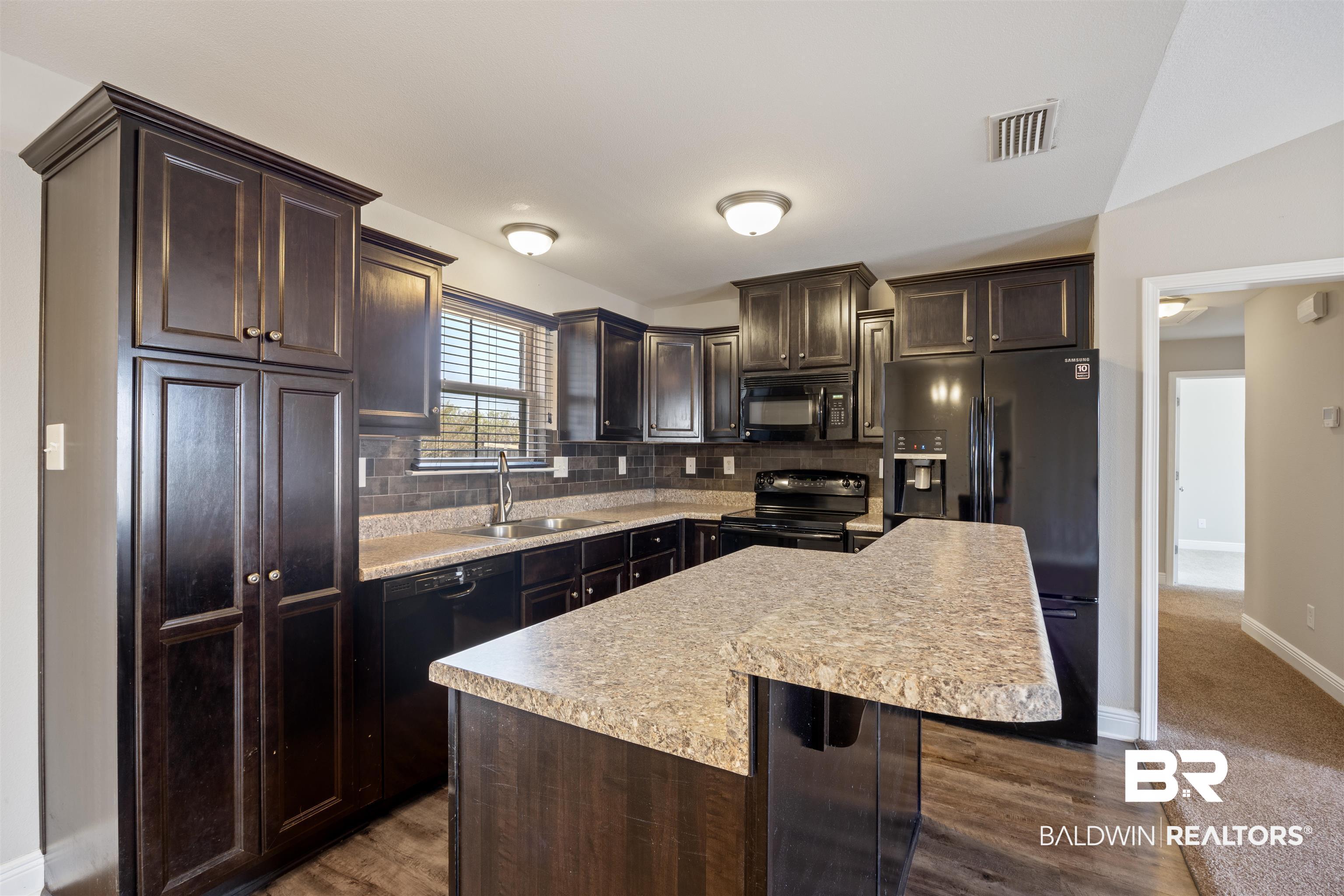 8904 Lockridge Road Foley, AL 36535 - Photo 7 of 34