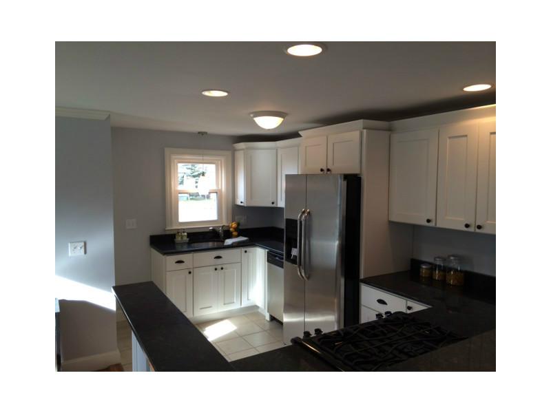 16 Edison Street Warwick, RI 02889 - Photo 12 of 19 Kitchen.