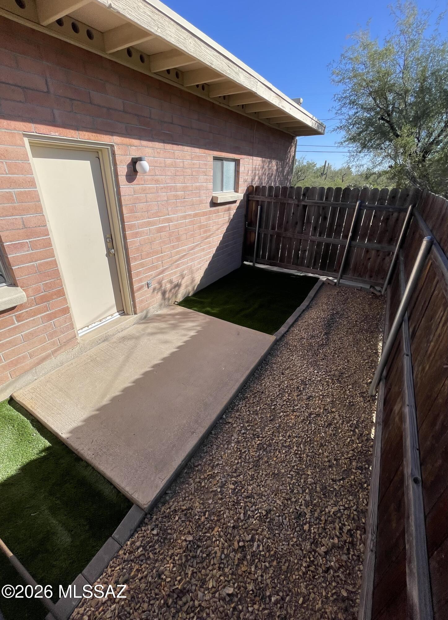 1233 East Halcyon Road, Unit 5 Tucson, AZ 85719 - Photo 10 of 11