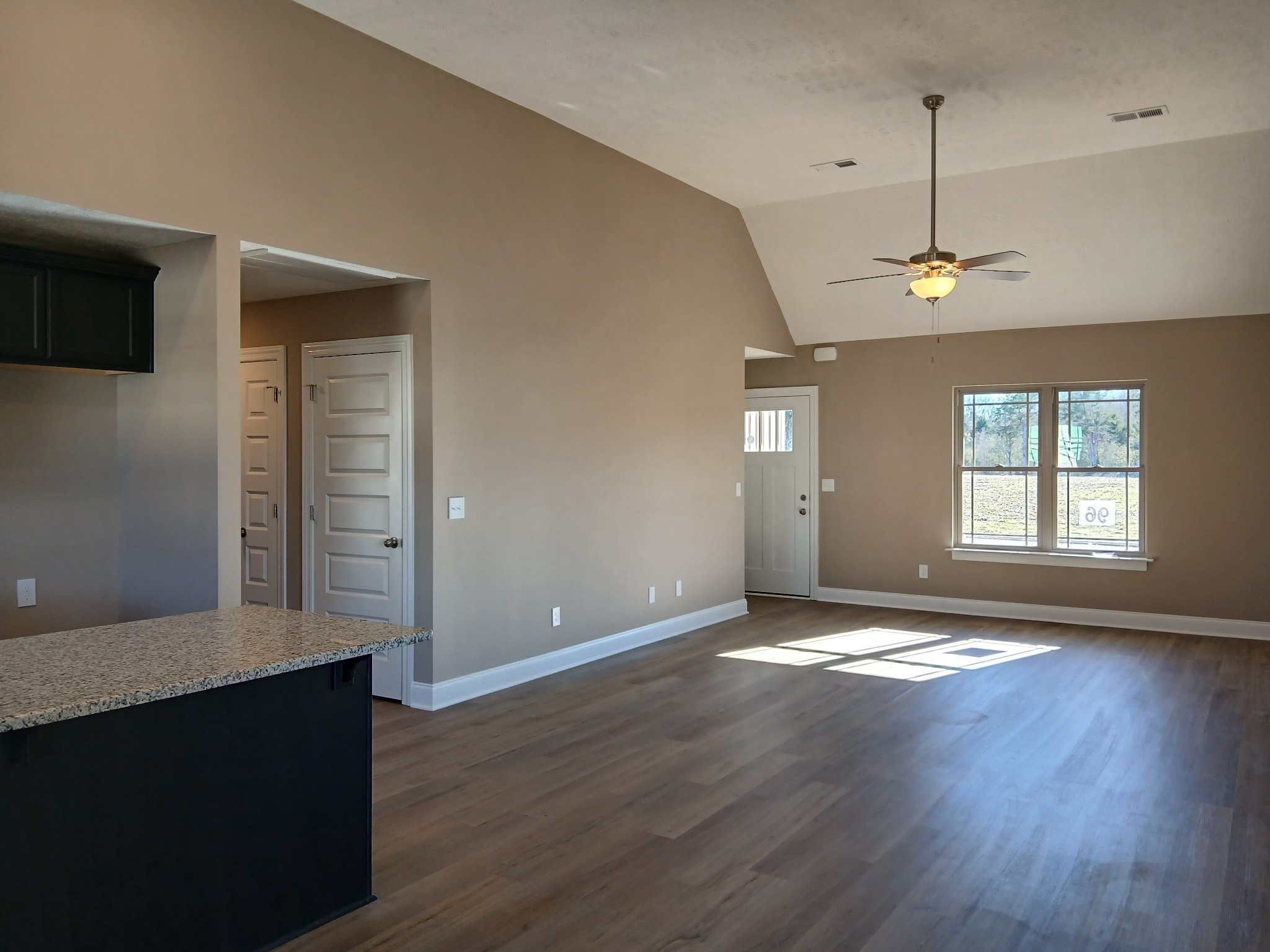 2855 Upstream Road Christiana, TN 37037 - Photo 4 of 70 Gallery Image 4