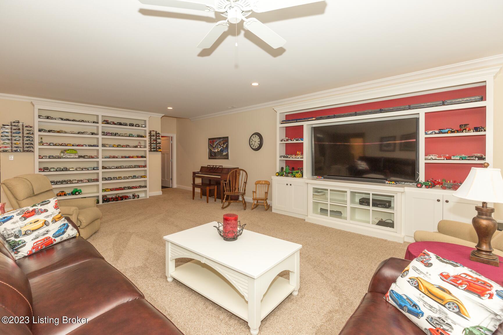 238 Maple Valley Road Louisville, KY 40245 - Photo 48 of 74 238 Maple Valley-48