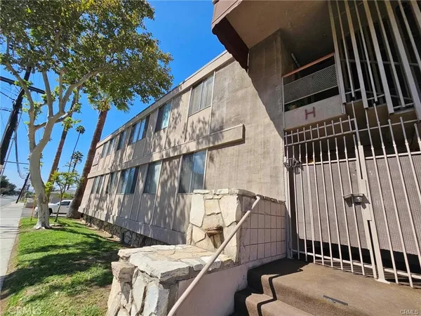 $309,995 | 6979 Palm Court, Unit 126H, Riverside, CA 92506
