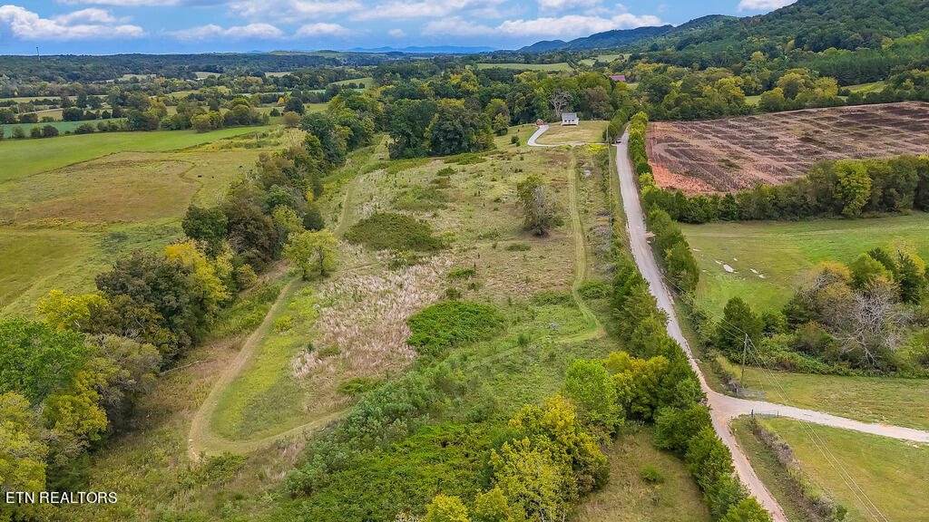 4873 Old Ten Mile Road Ten Mile, TN 37880 - Photo 13 of 32 DJI_20240915130808_0203_D_TENMILE
