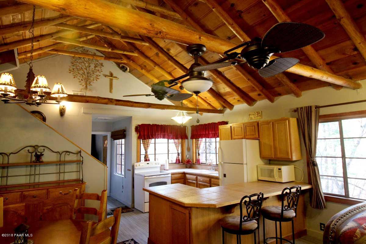 6575 Poland Road Mayer, AZ 86333 - Photo 17 of 47 kitchen2