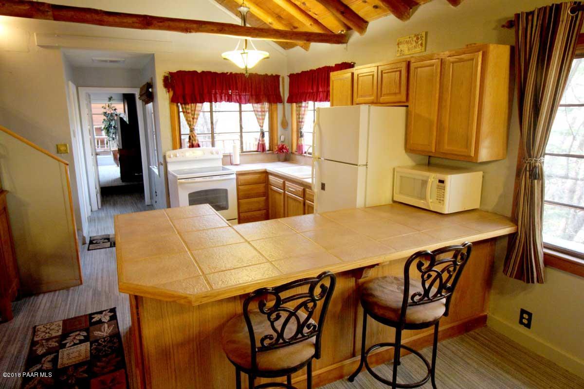 6575 Poland Road Mayer, AZ 86333 - Photo 18 of 47 kitchen1