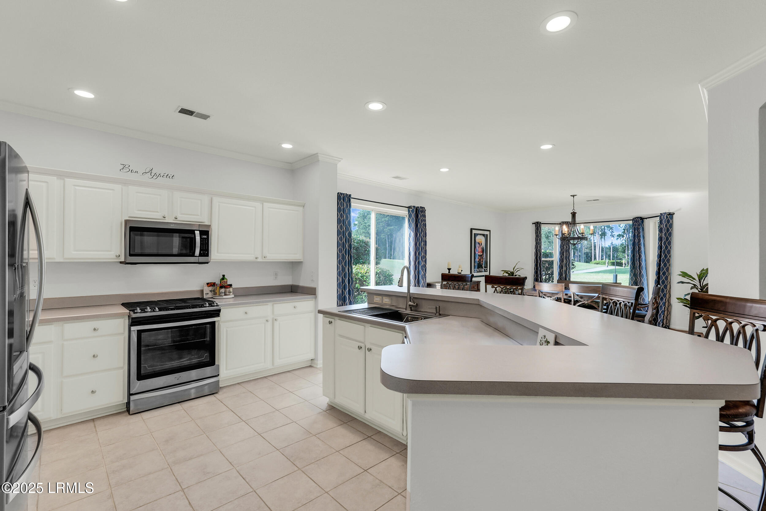 44 Hampton Circle Bluffton, SC 29909 - Photo 15 of 50 17_dsc09569