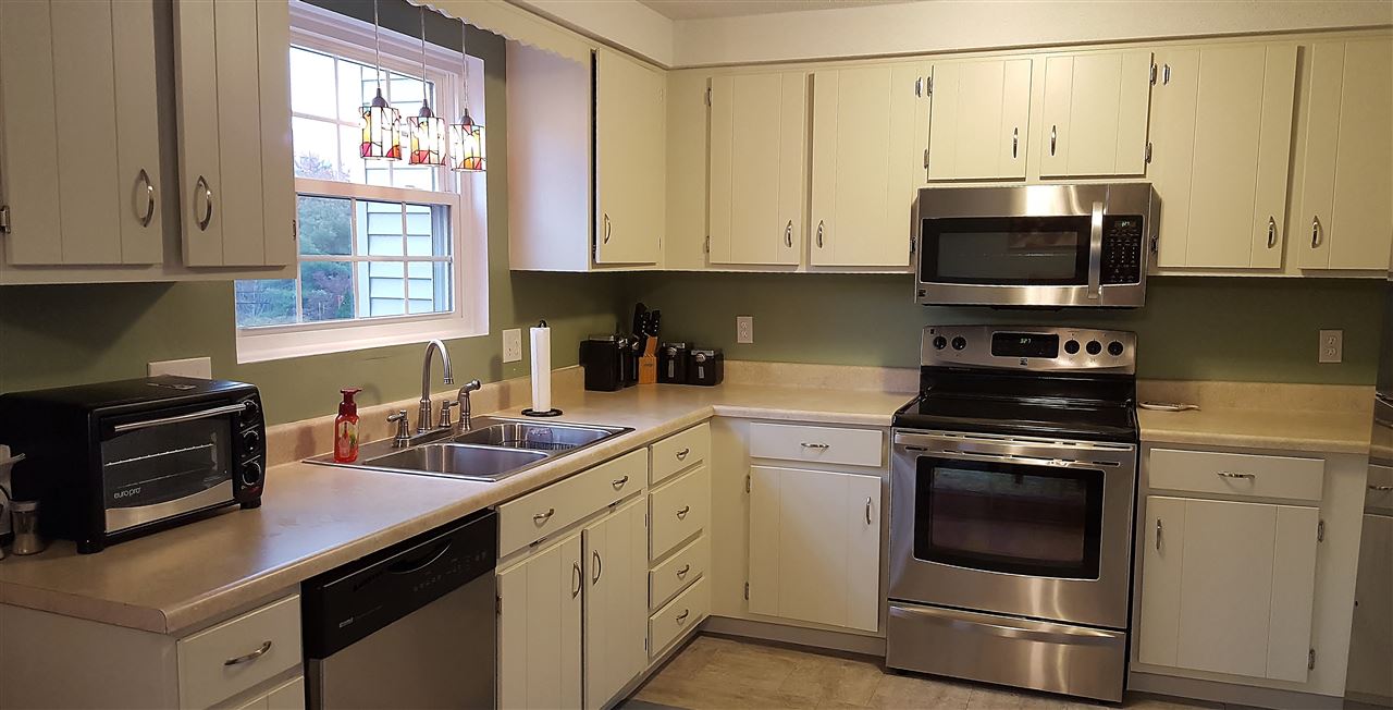 74 East Ridge Road, Unit 74 Merrimack, NH 03054 - Photo 9 of 24