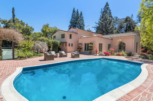 $11,000,000 | 269 Selby Lane, Atherton, CA 94027