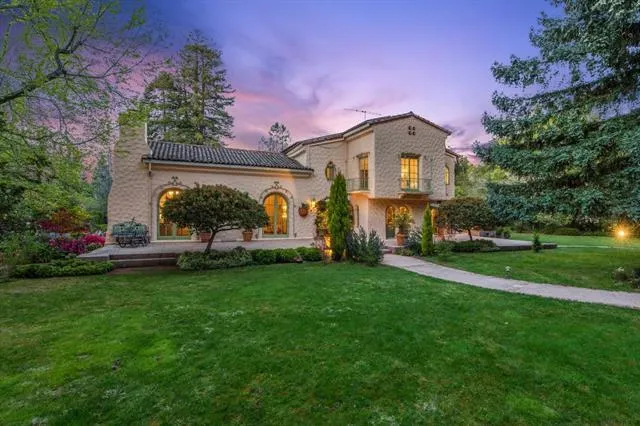 $11,000,000 | 269 Selby Lane, Atherton, CA 94027