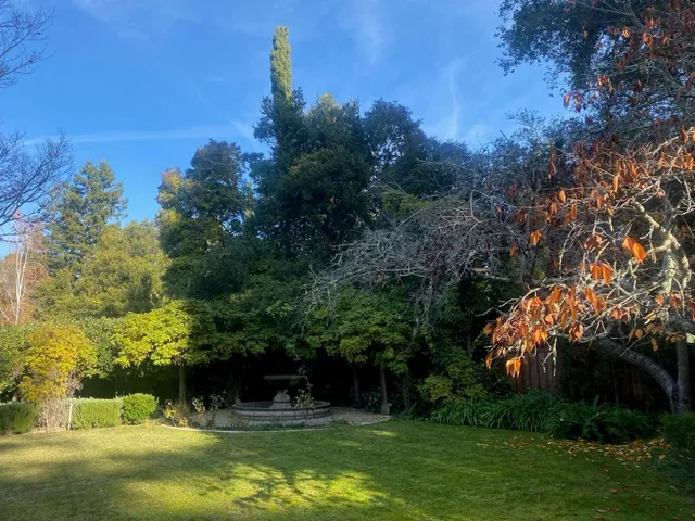 $11,000,000 | 269 Selby Lane, Atherton, CA 94027