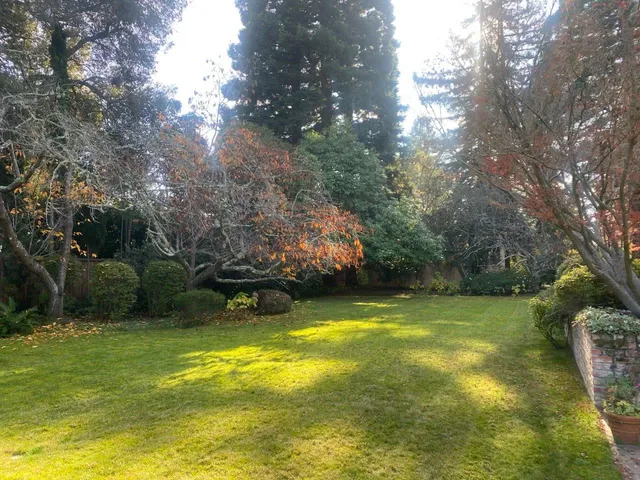 $11,000,000 | 269 Selby Lane, Atherton, CA 94027