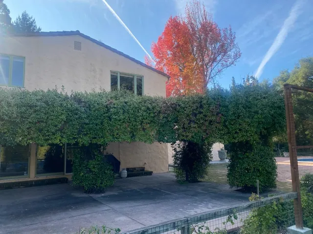 $11,000,000 | 269 Selby Lane, Atherton, CA 94027