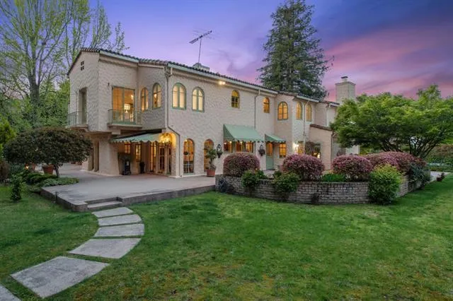 $11,000,000 | 269 Selby Lane, Atherton, CA 94027