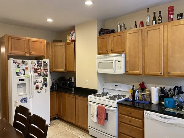 $5,000 | 191 Boylston Street, Unit 3, Boston, MA 02130