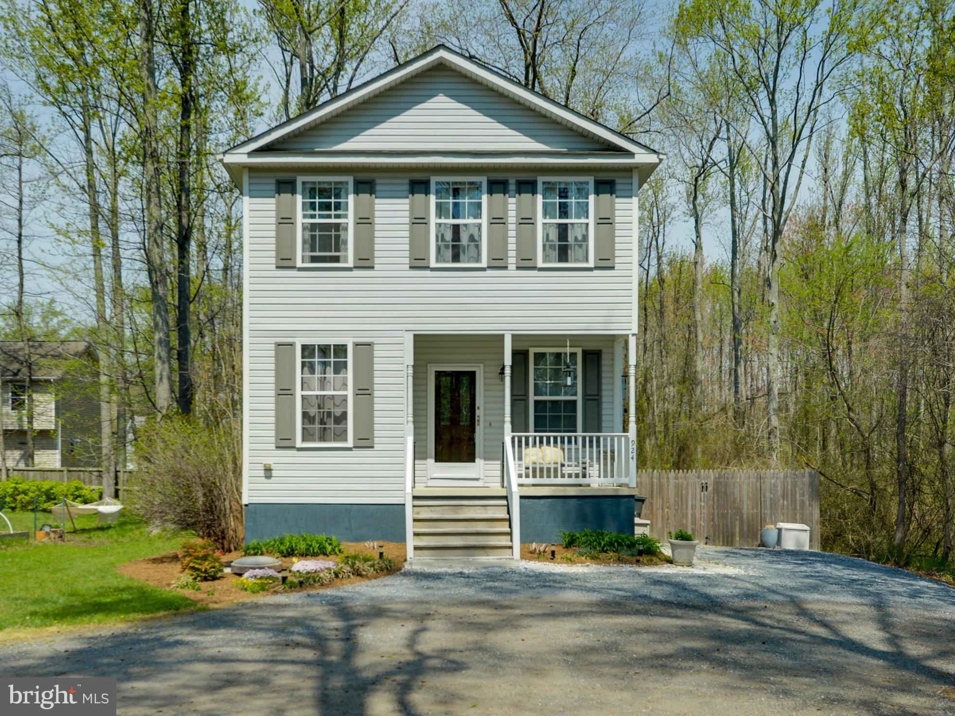 924 Williams Street Edgewater, MD 21037 - Photo 2 of 22 Exterior (Front)