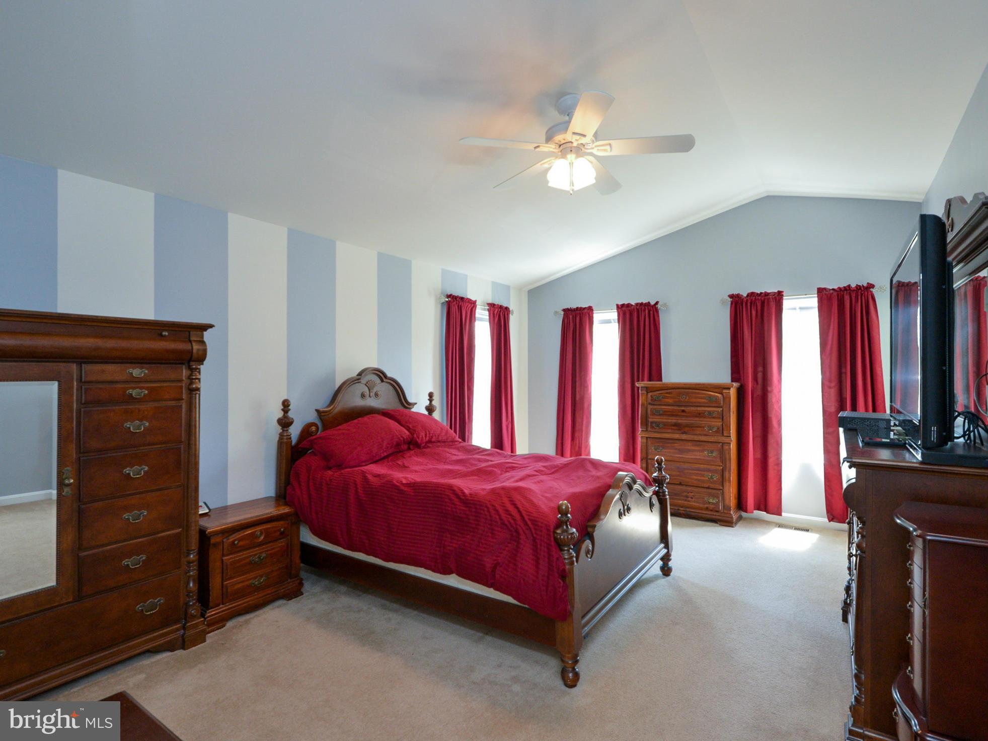 924 Williams Street Edgewater, MD 21037 - Photo 12 of 22 Bedroom (Master)