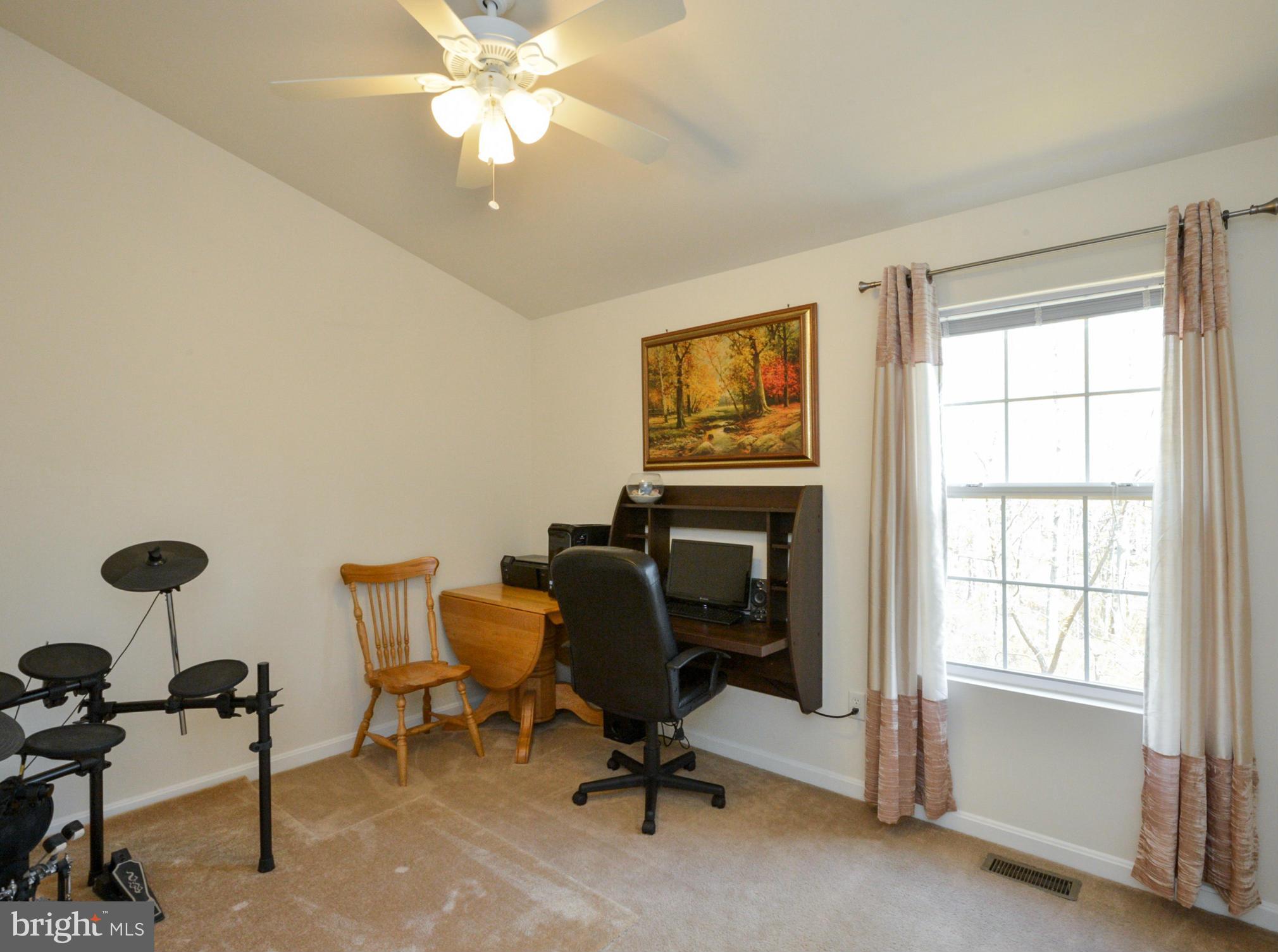 924 Williams Street Edgewater, MD 21037 - Photo 20 of 22 Bedroom