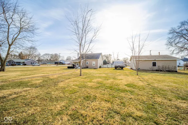 $149,900 | 204 Cherry Street, Dunreith, IN 47385