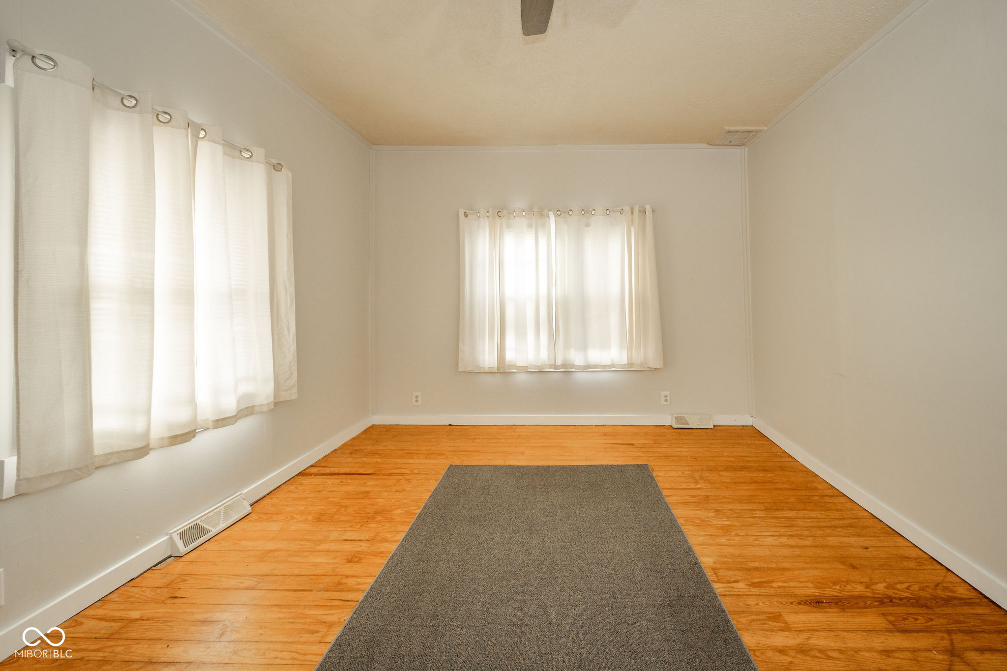 204 Cherry Street Dunreith, IN 47385 - Photo 10 of 26