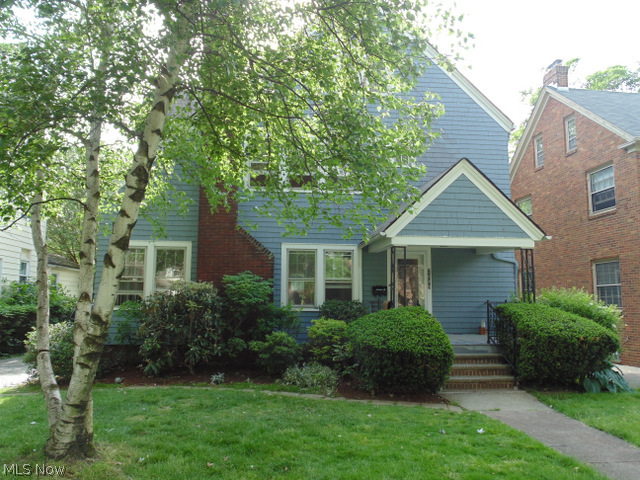 2648 Ashurst Road University Heights, OH 44118 - Photo 1 of 17