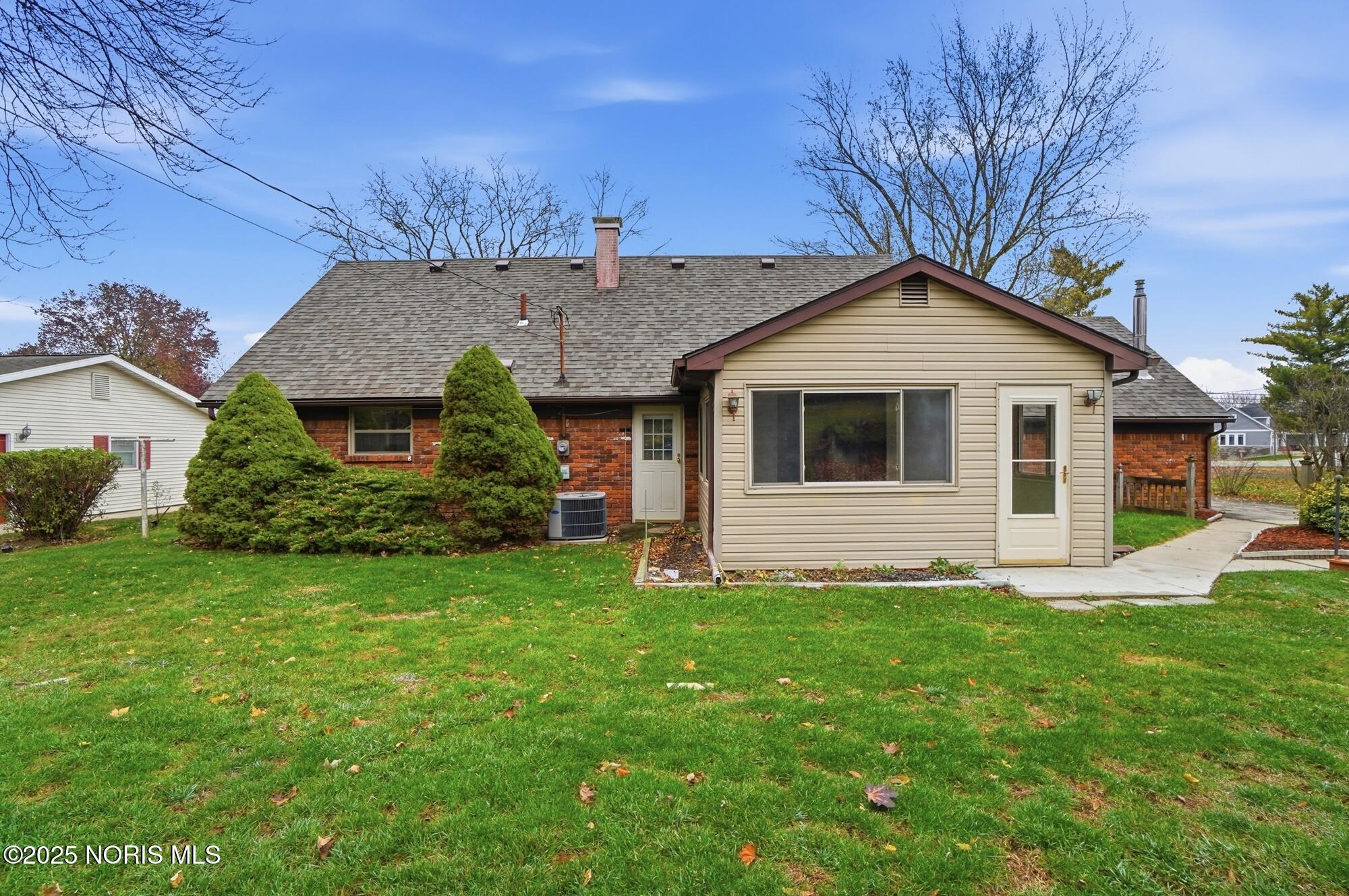 388 South River Road Waterville, OH 43566 - Photo 23 of 28 054