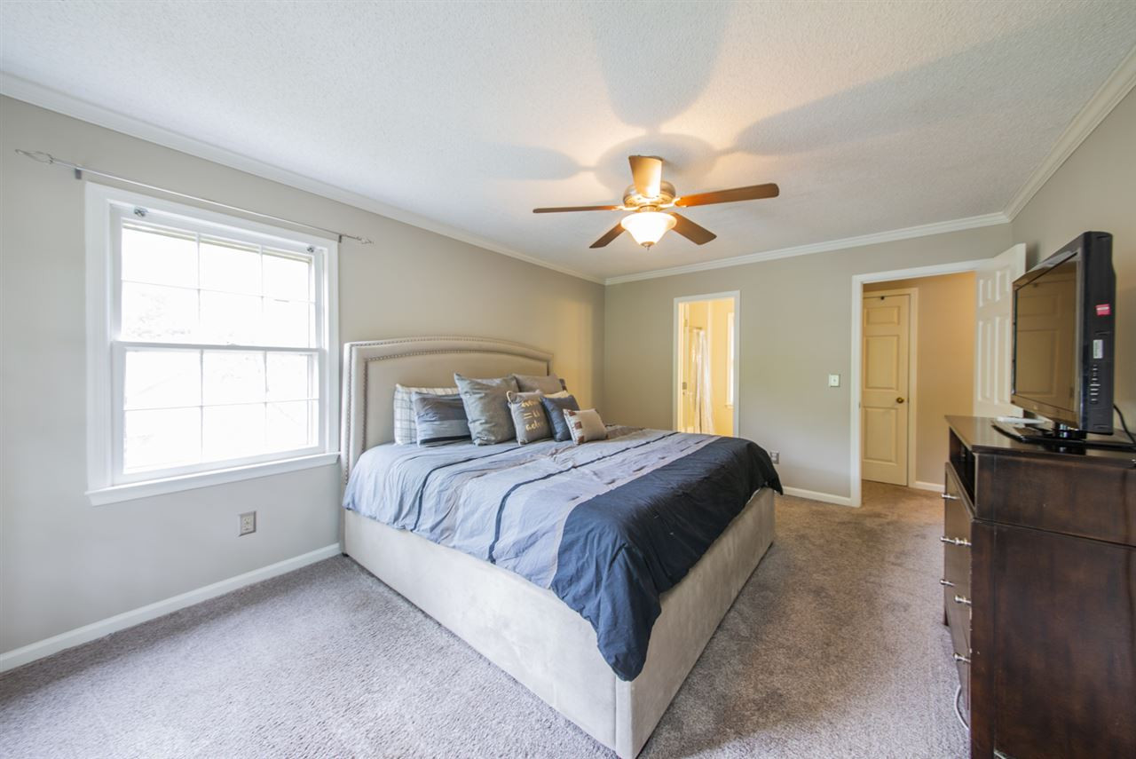 11904 North Exeter Way Raleigh, NC 27613 - Photo 11 of 19 Photo 11