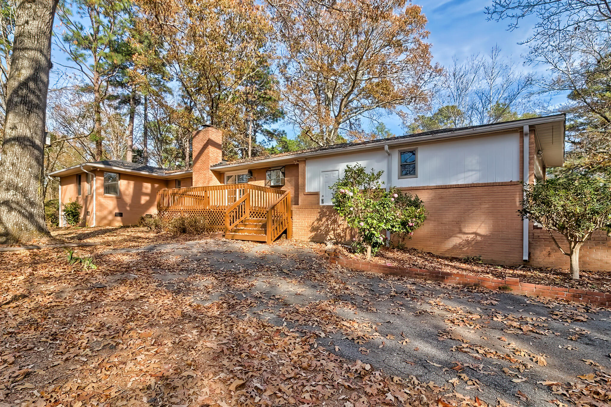 1570 Powderhouse Road Southeast Aiken, SC 29803 - Photo 7 of 36 Gallery Image 7