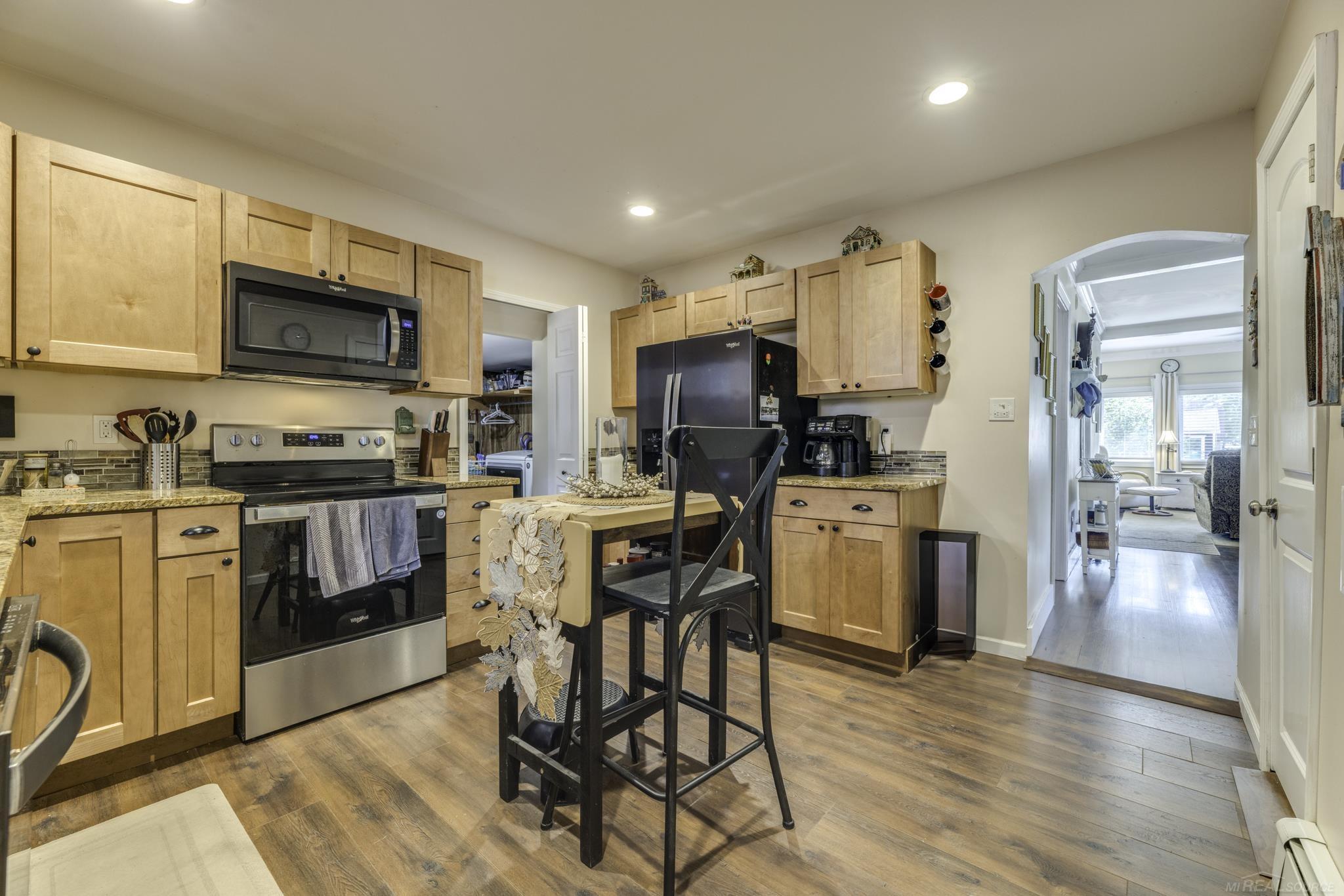 7447 Cedar Road Lexington, MI 48450 - Photo 15 of 37 Gallery Image 15