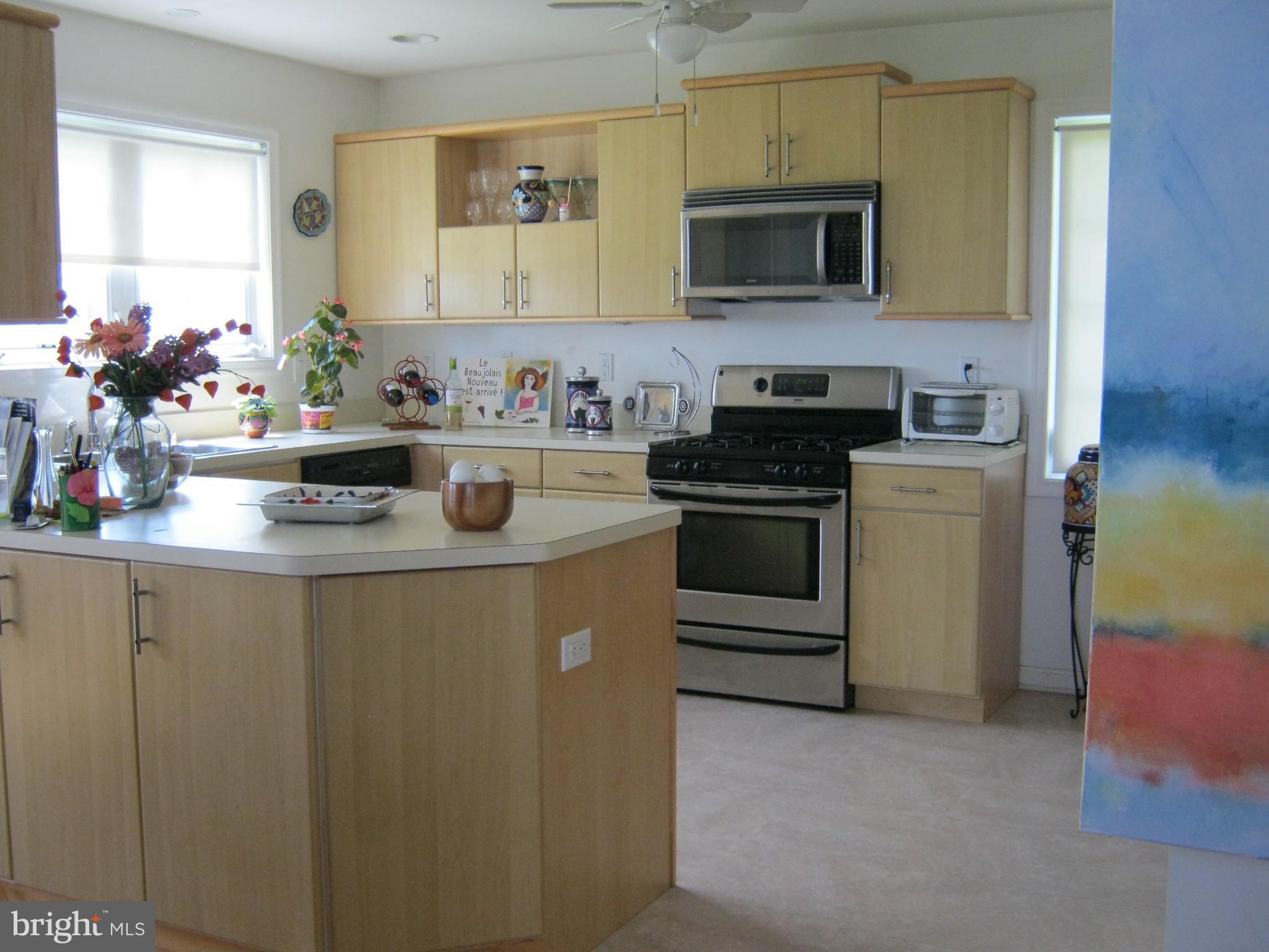38390 Point Breeze Road Coltons Point, MD 20626 - Photo 5 of 11