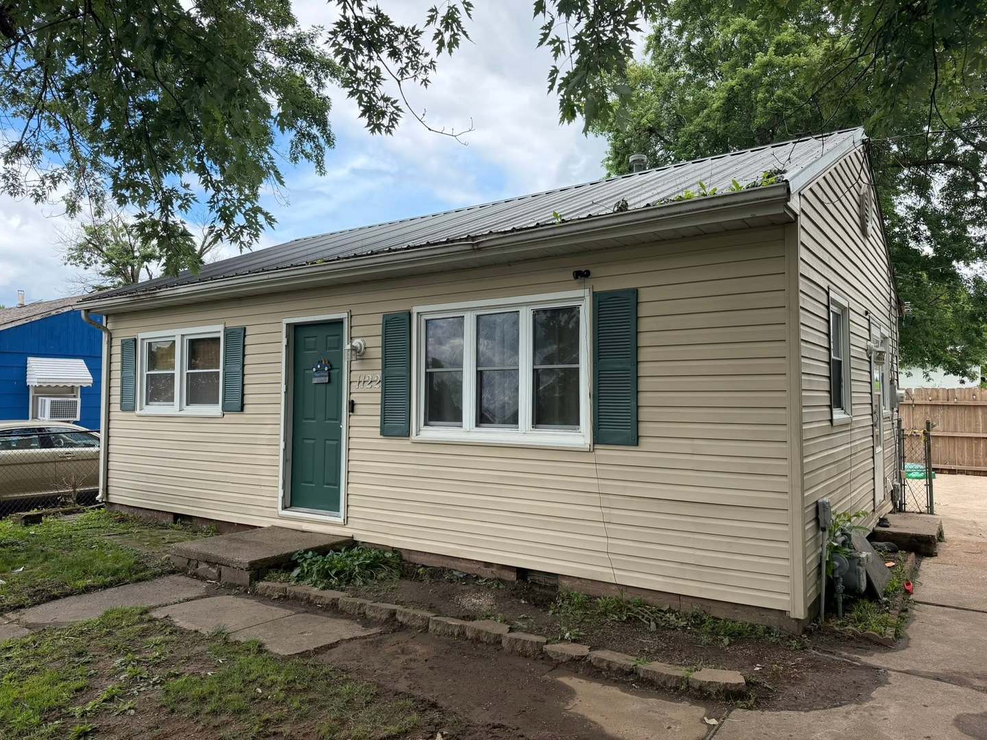 1122 North 17th Street Quincy, IL 62301 - Photo 1 of 27