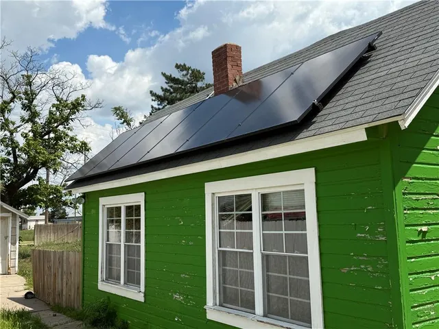 $144,900 | 206 South 1st Street, Garden City, KS 67846