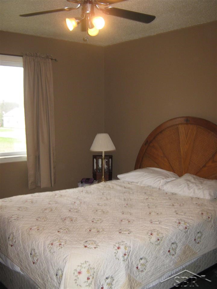 4370-72 King Road Saginaw, MI 48601 - Photo 6 of 9