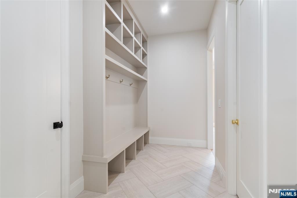 333 Harrison Street Paramus, NJ 07652 - Photo 26 of 50