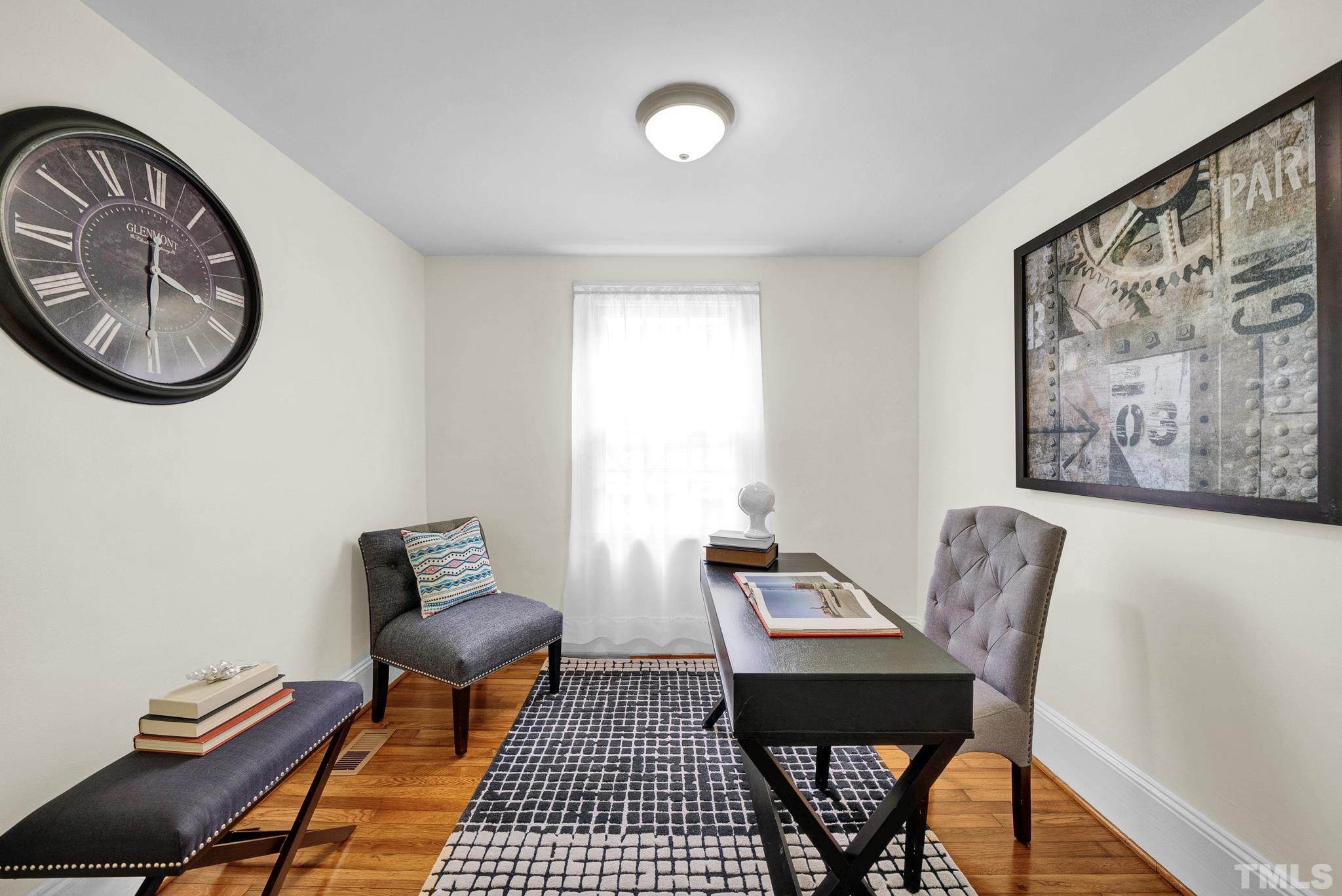 545 East Jones Street Raleigh, NC 27601 - Photo 30 of 35 a view of a livingroom with furniture