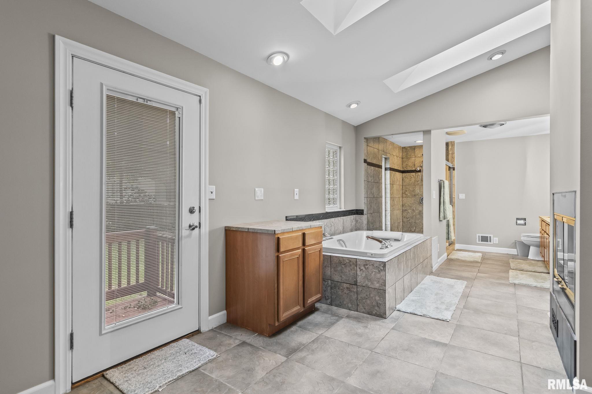 37 Wildwood Road Springfield, IL 62704 - Photo 39 of 66 Gallery Image 39