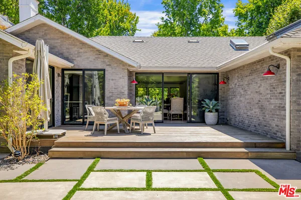 a view of outdoor space yard and patio