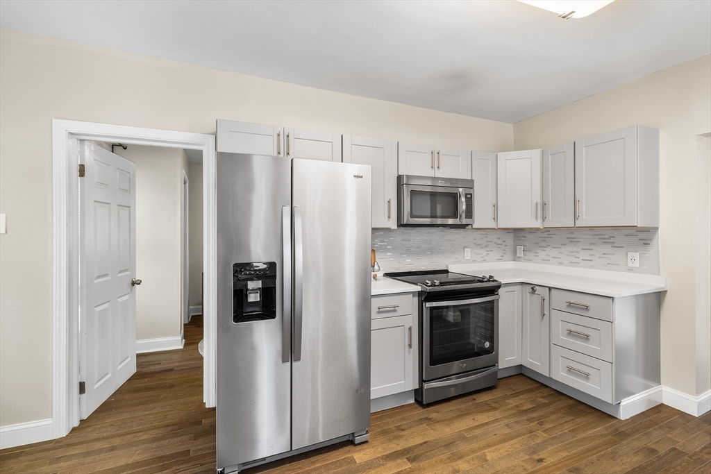 3 Edwards Street Franklin, MA 02038 - Photo 7 of 41